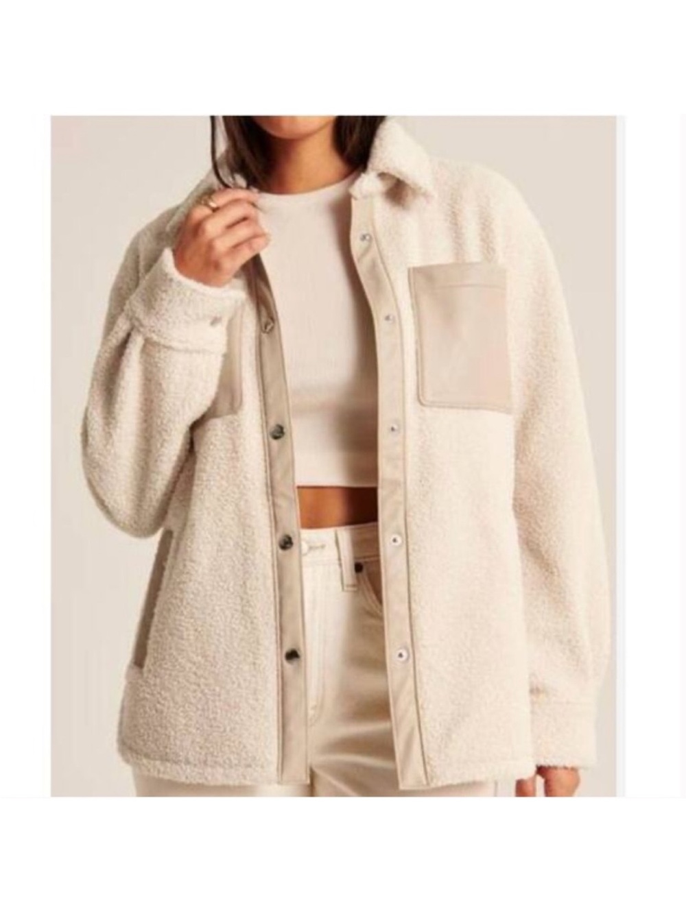 Abercrombie & Fitch
Elevated Trim Sherpa Shirt Jacket in Cream